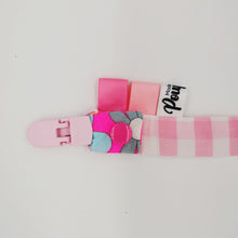 Charger l'image dans la galerie, Les attaches tétines