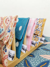 Charger l'image dans la galerie, Les pochettes à savon (imperméables)