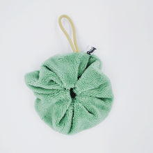 Charger l&#39;image dans la galerie, Les fleurs de douche

